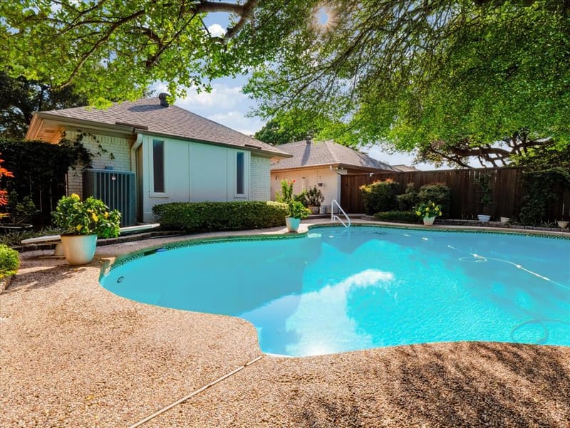 6911 Brentfield Drive, Dallas TX 75248 - Photo 39