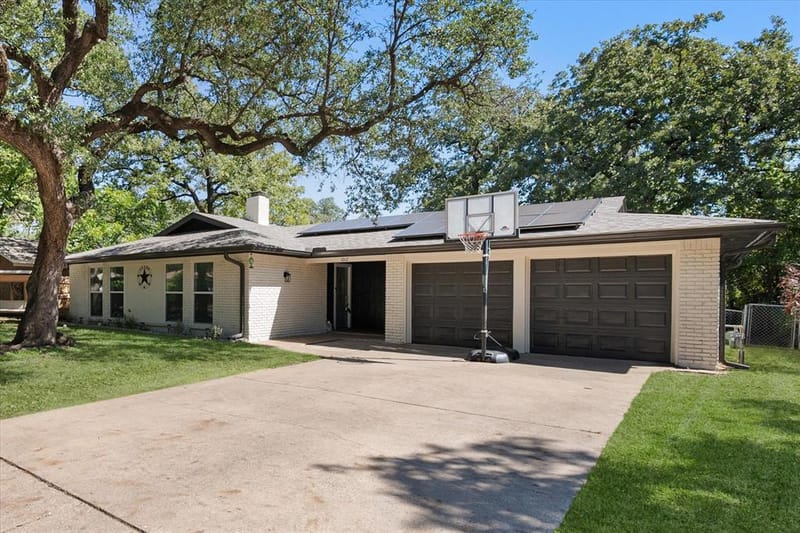 1012 Keith Drive, Hurst TX 76053 - Photo 2