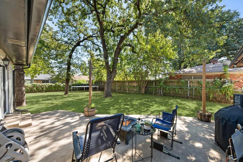 1012 Keith Drive, Hurst TX 76053 - Photo 37