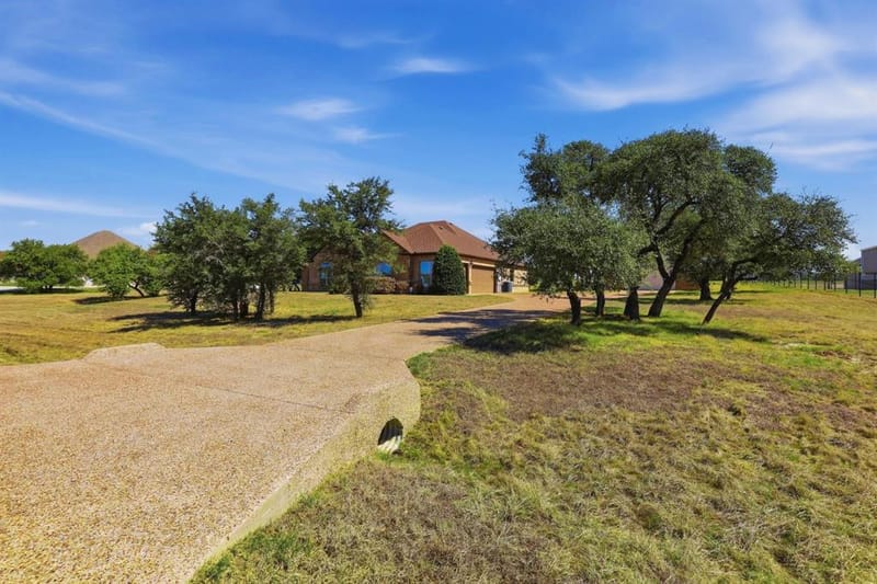 253 Maral Lane, Azle TX 76020 - Photo 30
