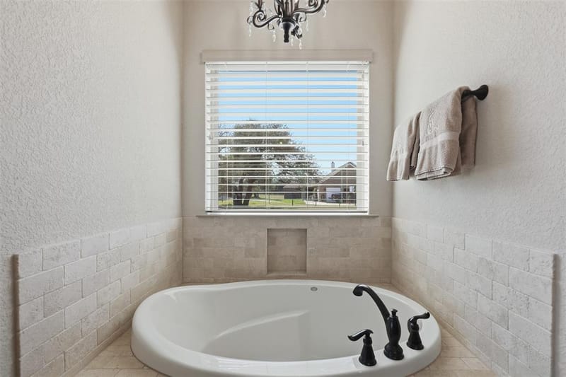 253 Maral Lane, Azle TX 76020 - Photo 18