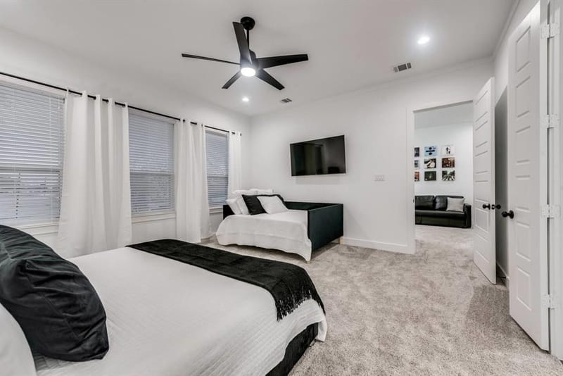 2015 S Ewing Avenue, Dallas TX 75216 - Photo 32