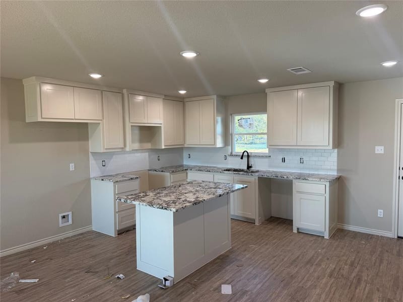 176 Altom Road, Springtown TX 76082 - Photo 2