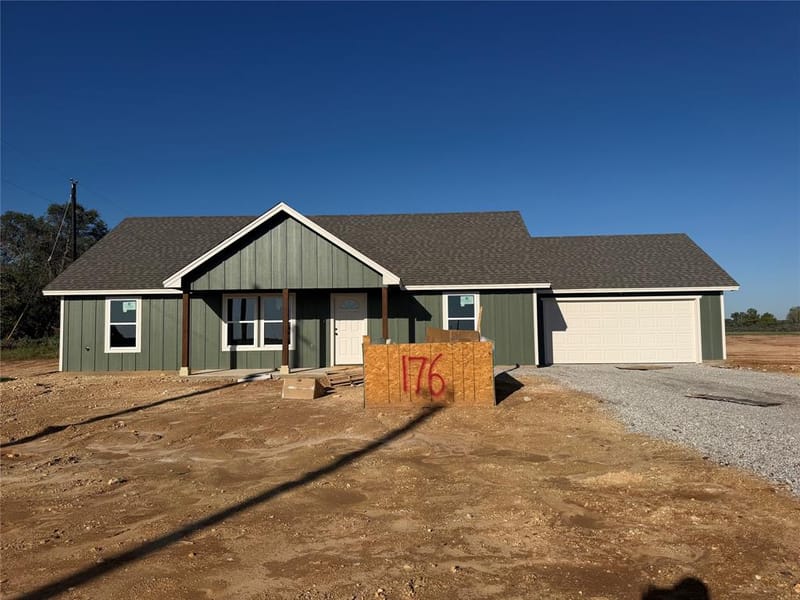 176 Altom Road, Springtown TX 76082