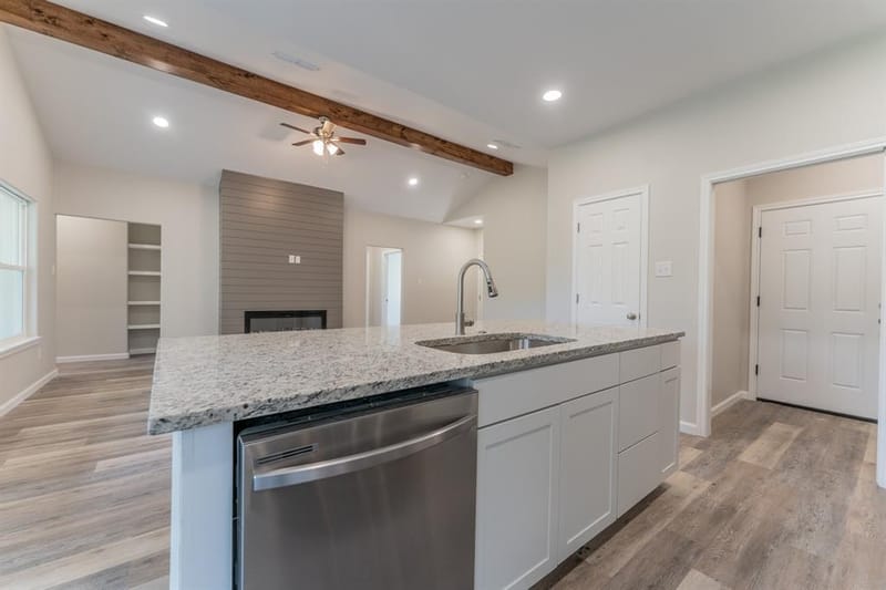 921 Putman, Sulphur Springs TX 75482 - Photo 13