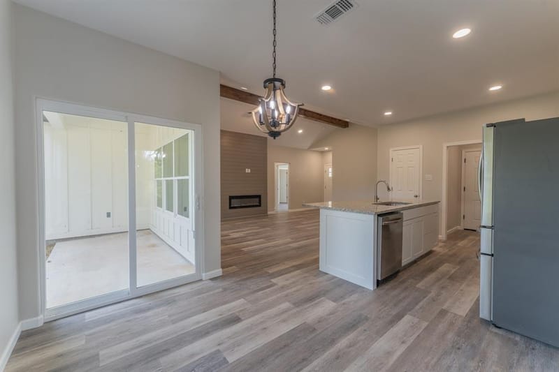 921 Putman, Sulphur Springs TX 75482 - Photo 12
