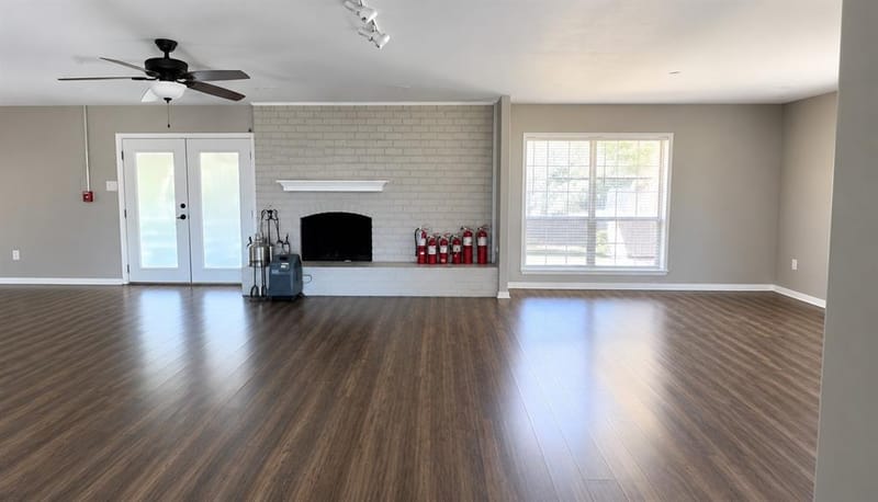6208 Winifred Drive, Fort Worth TX 76133 - Photo 3
