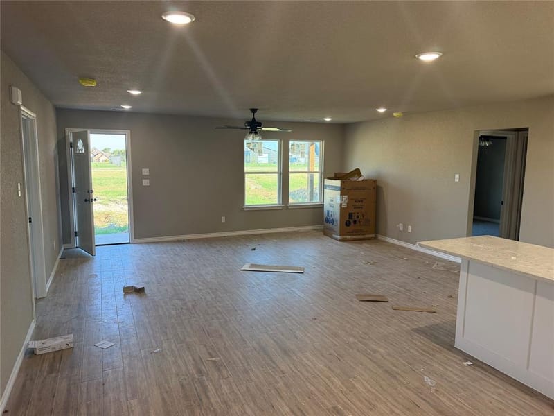 168 Altom Road, Springtown TX 76082 - Photo 4