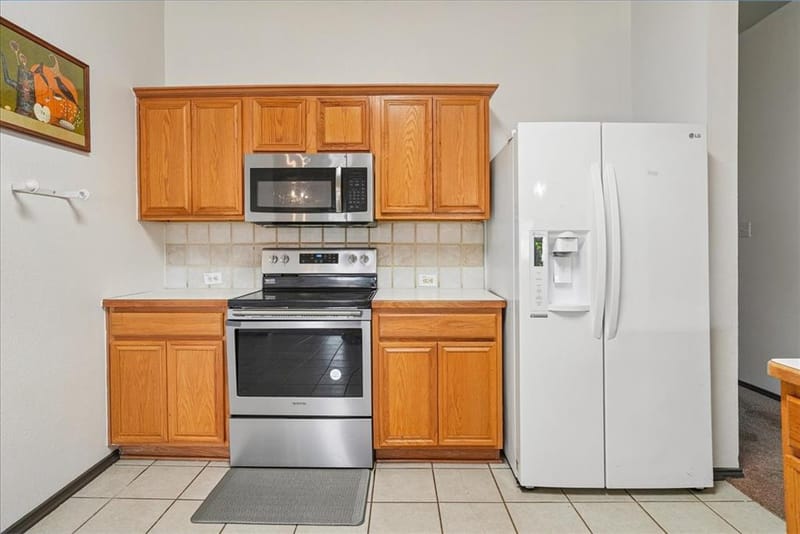 1004 Cedarbrook Circle, Grand Prairie TX 75052 - Photo 13