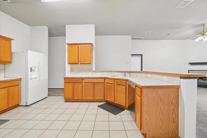 1004 Cedarbrook Circle, Grand Prairie TX 75052 - Photo 16