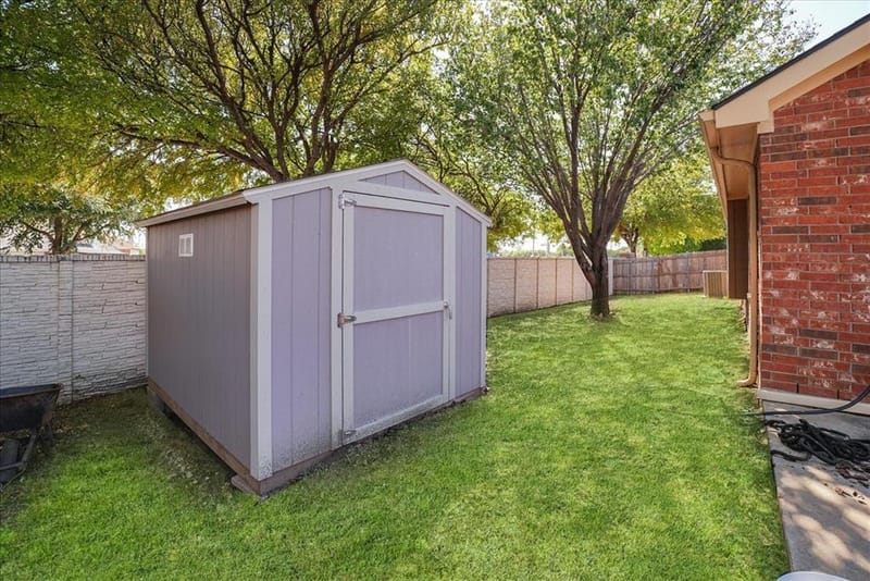 1004 Cedarbrook Circle, Grand Prairie TX 75052 - Photo 30