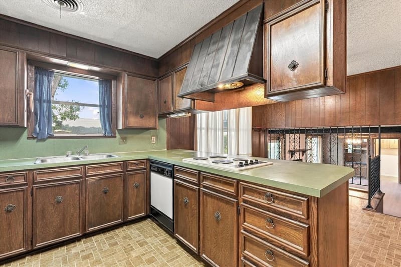 1140 Sierra Drive, Woodway TX 76712 - Photo 9