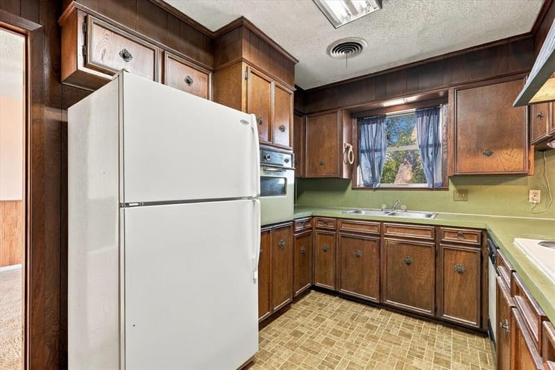 1140 Sierra Drive, Woodway TX 76712 - Photo 8