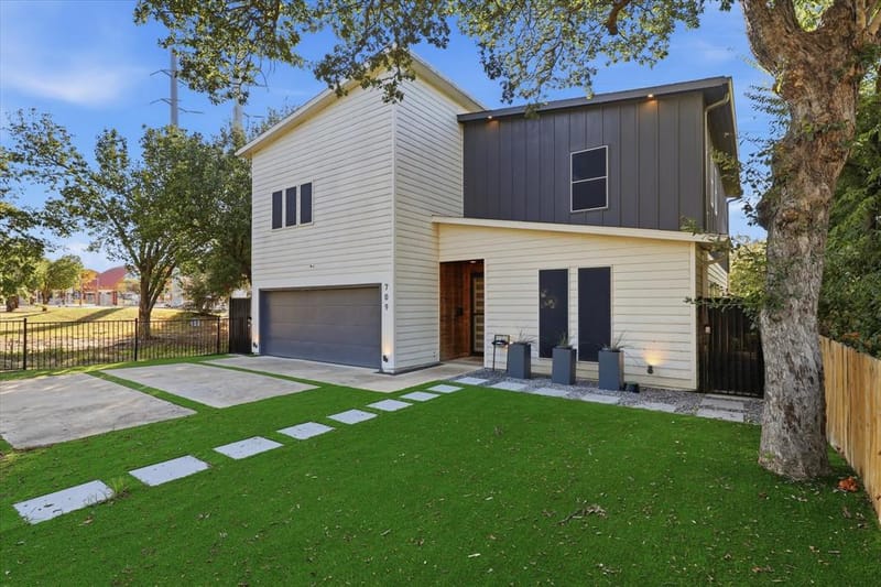 709 Woodbine Avenue, Dallas TX 75203 - Photo 7