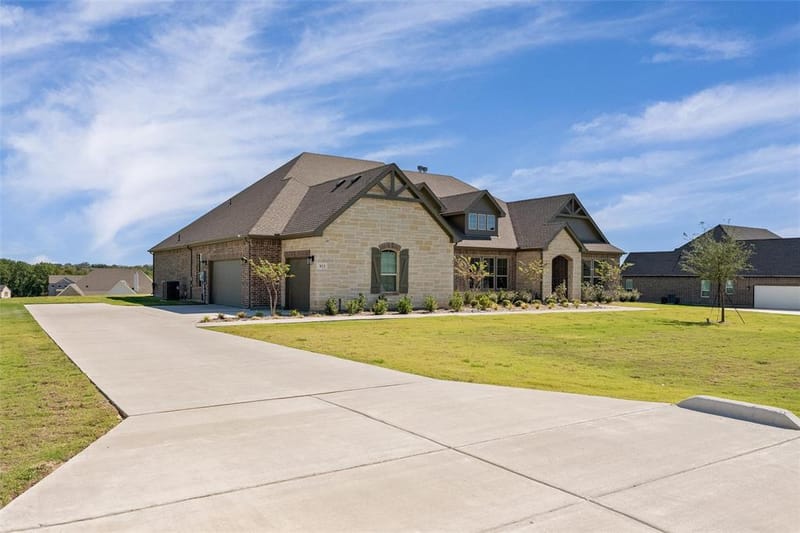 813 Valley Ridge Road, Van Alstyne TX 75495 - Photo 3