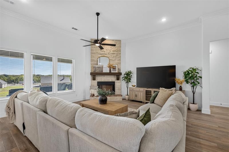 813 Valley Ridge Road, Van Alstyne TX 75495 - Photo 10