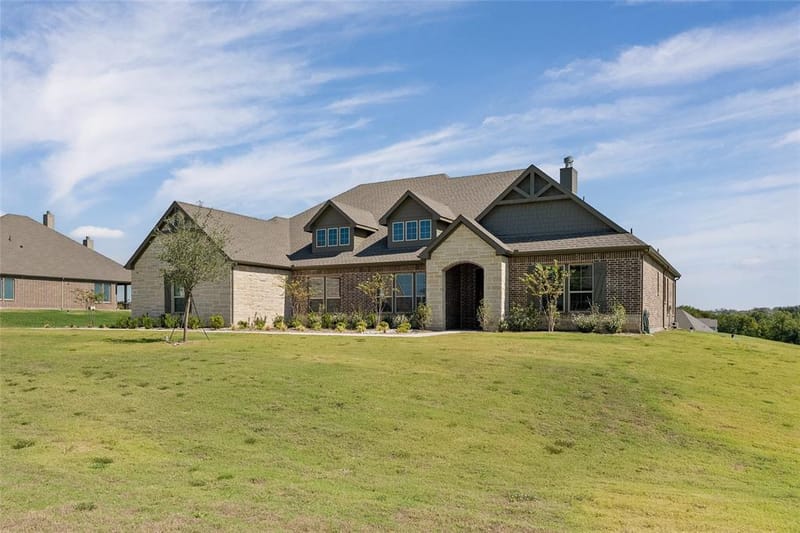 813 Valley Ridge Road, Van Alstyne TX 75495 - Photo 4