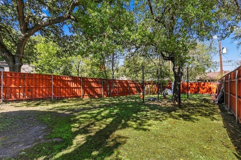 305 E 6th Street, Dallas TX 75203 - Photo 22