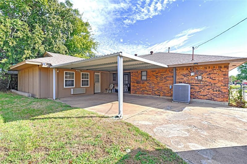 2909 Lee Park Drive, Irving TX 75062 - Photo 17