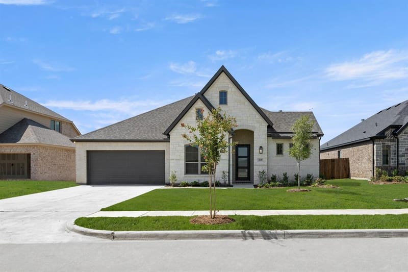2608 Alyssa Street, Burleson TX 76028