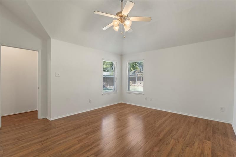7713 Buck Street, North Richland Hills TX 76182 - Photo 12