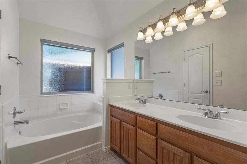 7713 Buck Street, North Richland Hills TX 76182 - Photo 14