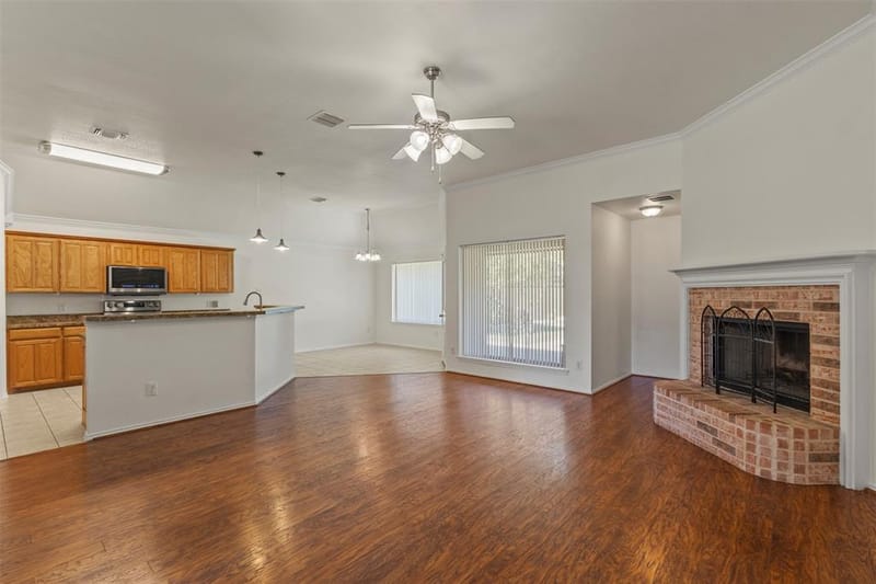 7713 Buck Street, North Richland Hills TX 76182 - Photo 4