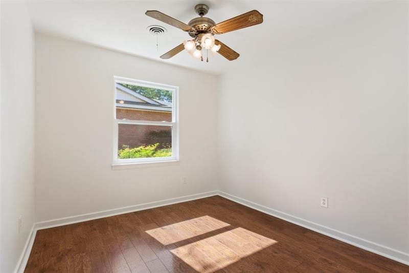 1319 Royal Oaks Drive, Waco TX 76710 - Photo 22
