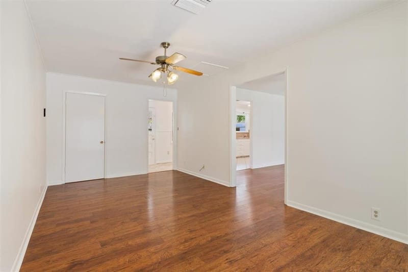 1319 Royal Oaks Drive, Waco TX 76710 - Photo 9