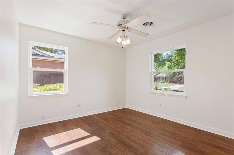 1319 Royal Oaks Drive, Waco TX 76710 - Photo 18