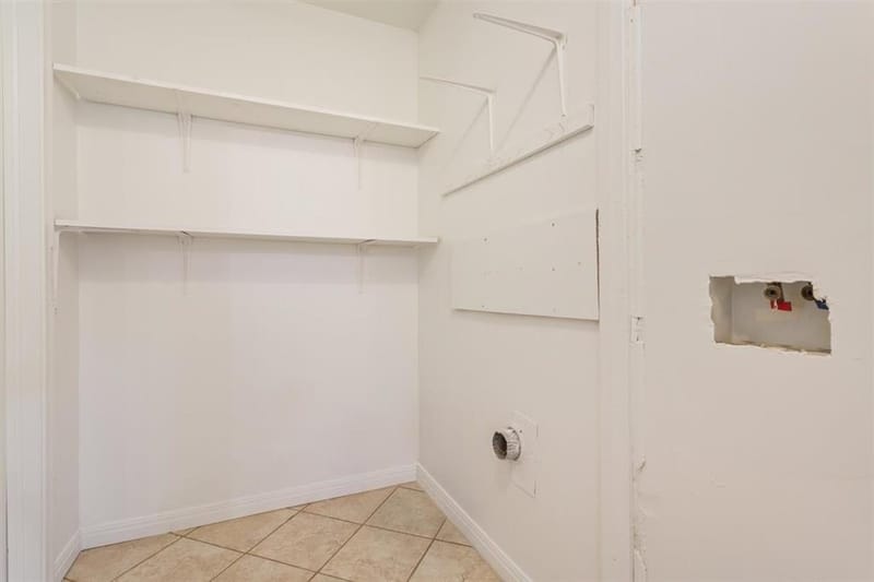 1319 Royal Oaks Drive, Waco TX 76710 - Photo 25