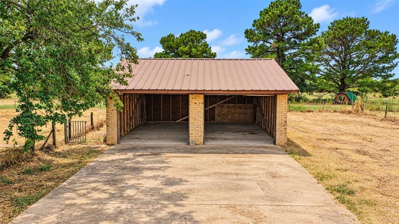 6520 Fm 274, Ravenna TX 75476 - Photo 27