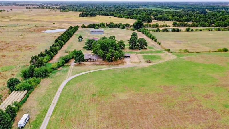 6520 Fm 274, Ravenna TX 75476 - Photo 22