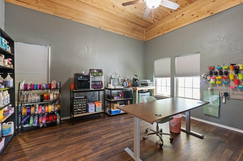 209 E Allen Avenue, Godley TX 76044 - Photo 23