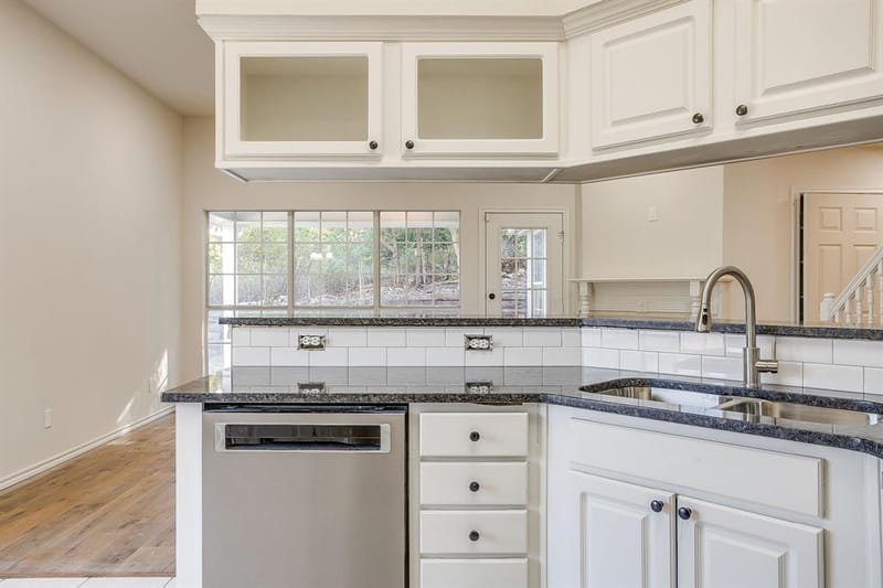 1502 Shadow Run, Weatherford TX 76086 - Photo 9