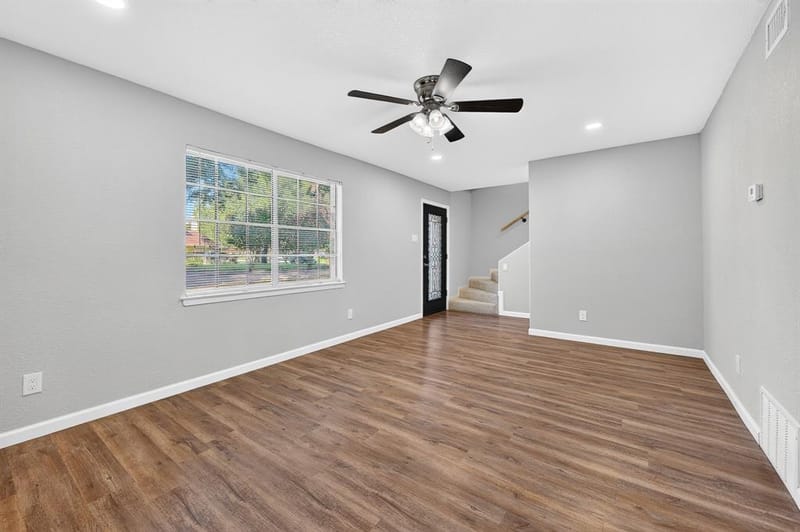 1002 Hickory Street, Irving TX 75060 - Photo 7