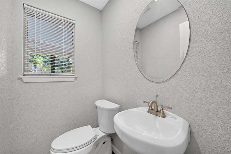 1002 Hickory Street, Irving TX 75060 - Photo 20