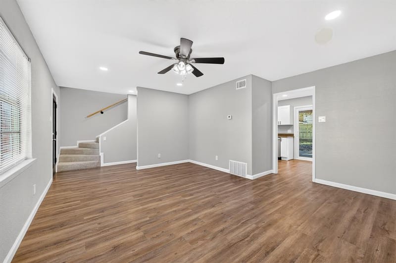 1002 Hickory Street, Irving TX 75060 - Photo 10