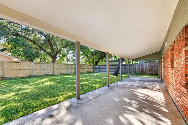 1002 Hickory Street, Irving TX 75060 - Photo 37
