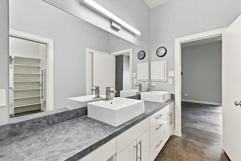 908 Idlewild Court, Highland Village TX 75077 - Photo 16