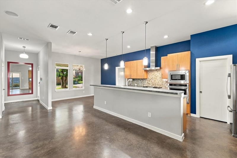 908 Idlewild Court, Highland Village TX 75077 - Photo 9