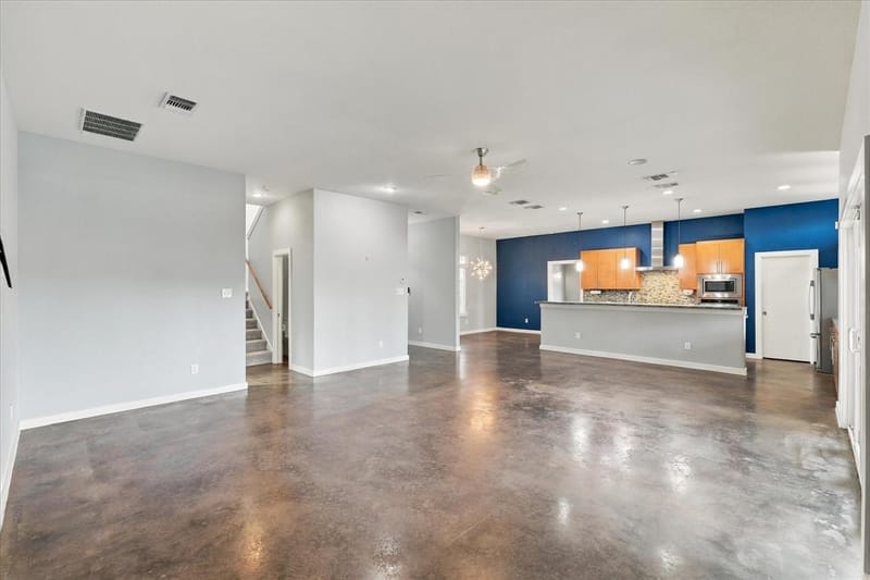 908 Idlewild Court, Highland Village TX 75077 - Photo 4