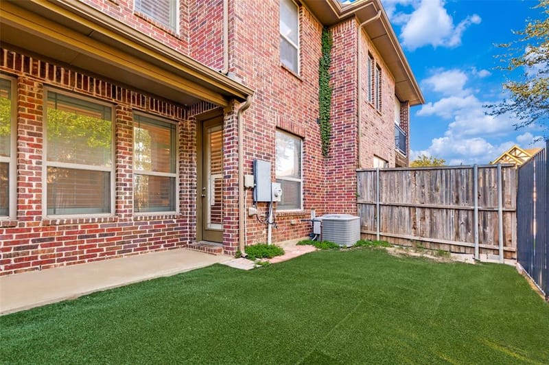 1606 Brook Grove Drive, Euless TX 76039 - Photo 12