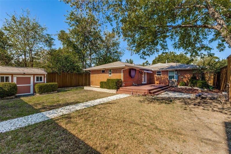 10248 San Lorenzo Drive, Dallas TX 75228 - Photo 18