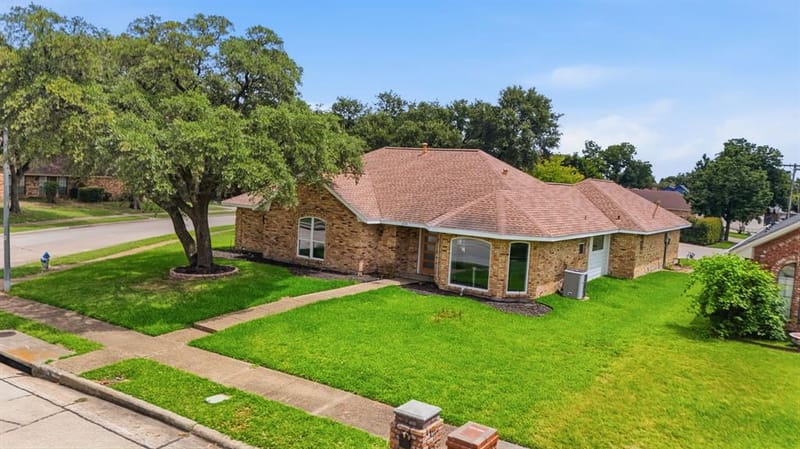 3718 Thornhill Way, Rowlett TX 75088 - Photo 8