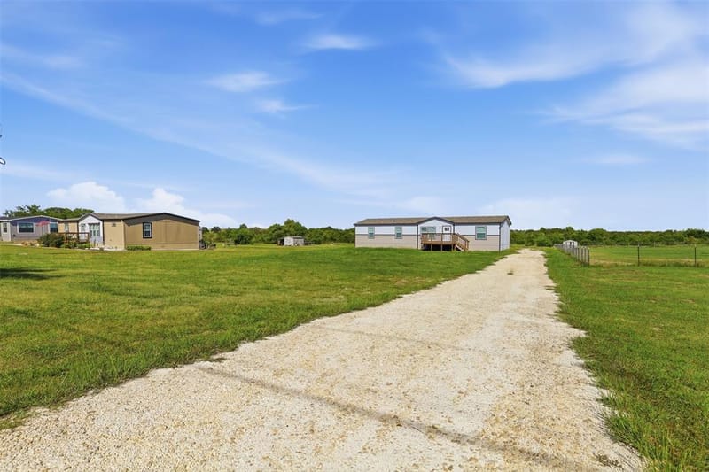 3633 County Road 1224, Cleburne TX 76033 - Photo 4