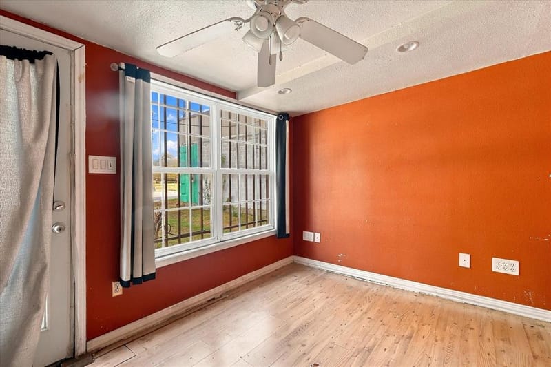 622 E Mckinney Street, Denton TX 76209 - Photo 11