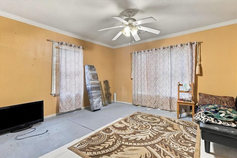 622 E Mckinney Street, Denton TX 76209 - Photo 8