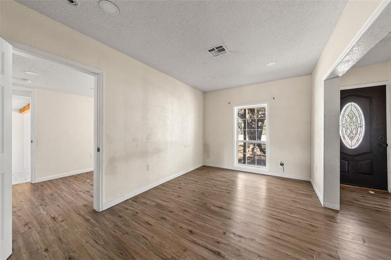 1126 W 7th Street, McGregor TX 76657 - Photo 2