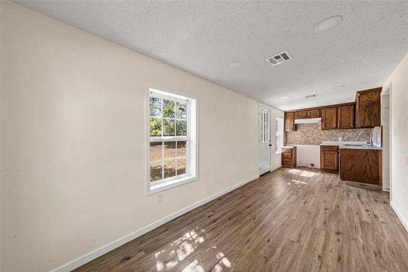 1126 W 7th Street, McGregor TX 76657 - Photo 3